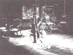 "Vedi, ai tuoi piedi io sono..." (atto secondo), Sylvia Sass e Placido Domingo, teatro della Scala (stagione 1977-78), in Tutti i libretti di Puccini, ed. Garzanti.