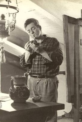 Mario Bocchini nel suo studio di Cesena (1960)