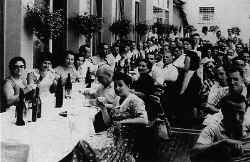 Cesenatico.jpg (61117 byte)