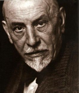 LUIGI PIRANDELLO