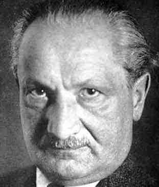 MARTIN HEIDEGGER